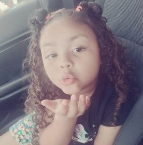 Meet your Posher, Jeanne